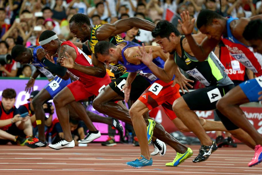 Lo scatto dai blocchi. Per Bolt una buona partenza, poi la corsa si è fatta un po&#39; legnosa (Getty Images)